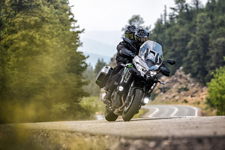Мотоцикл Kawasaki Versys 1100 SE